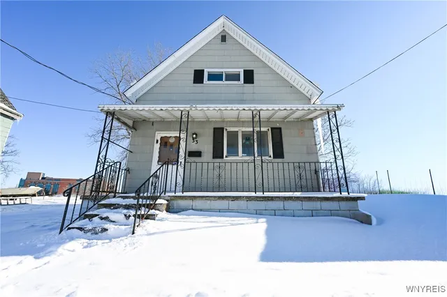 $134,900 | 33 Owahn Place, Buffalo, NY 14210