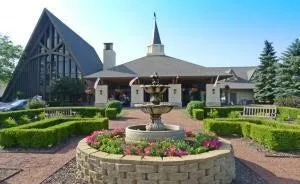 $149,500 | 269 Fontana Boulevard, Unit 2674, Fontana, WI 53125