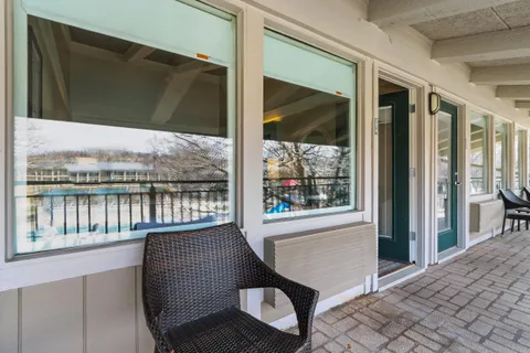 $149,500 | 269 Fontana Boulevard, Unit 2674, Fontana, WI 53125