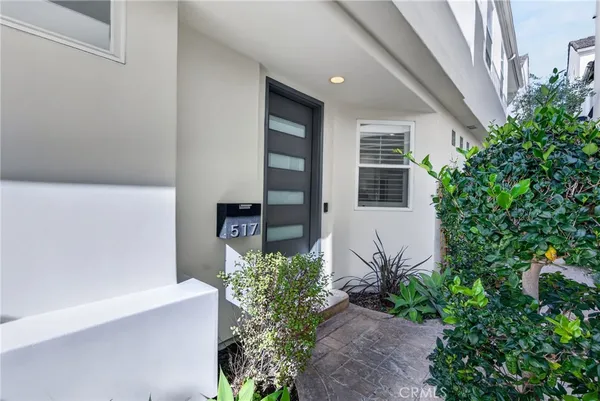 $14,000 | 517 Fernleaf Avenue, Corona del Mar, CA 92625