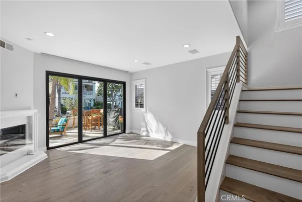 $14,000 | 517 Fernleaf Avenue, Corona del Mar, CA 92625