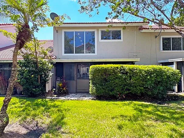 $420,000 | 7510 Pinewalk Drive South, Unit 104, Margate, FL 33063