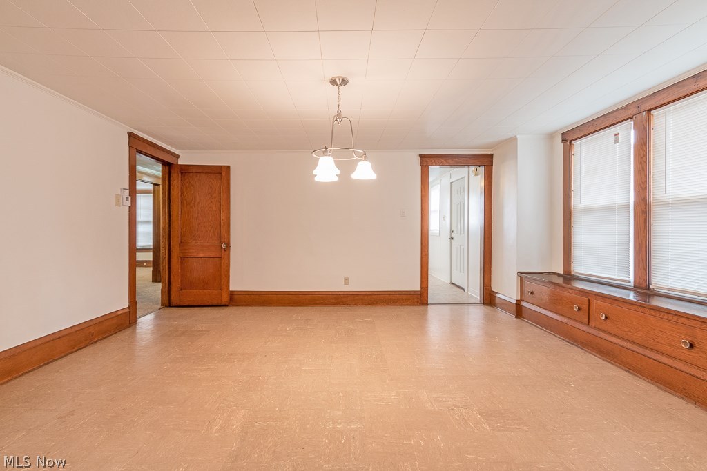 710 Clarendon Avenue Northwest Canton, OH 44708 - Photo 4 of 19