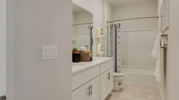 $732,257 | 3238 Oak Trl Drive, Manteca, CA 95337