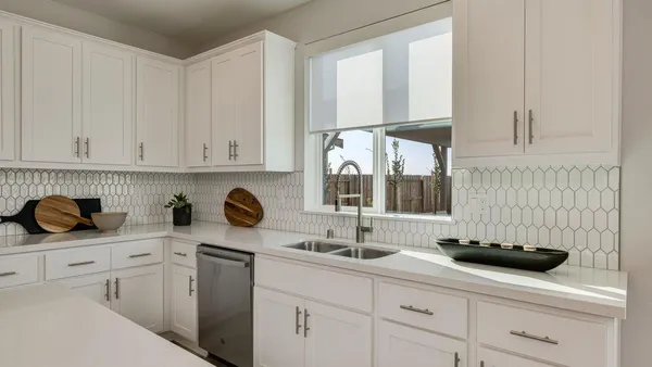 $732,257 | 3238 Oak Trl Drive, Manteca, CA 95337