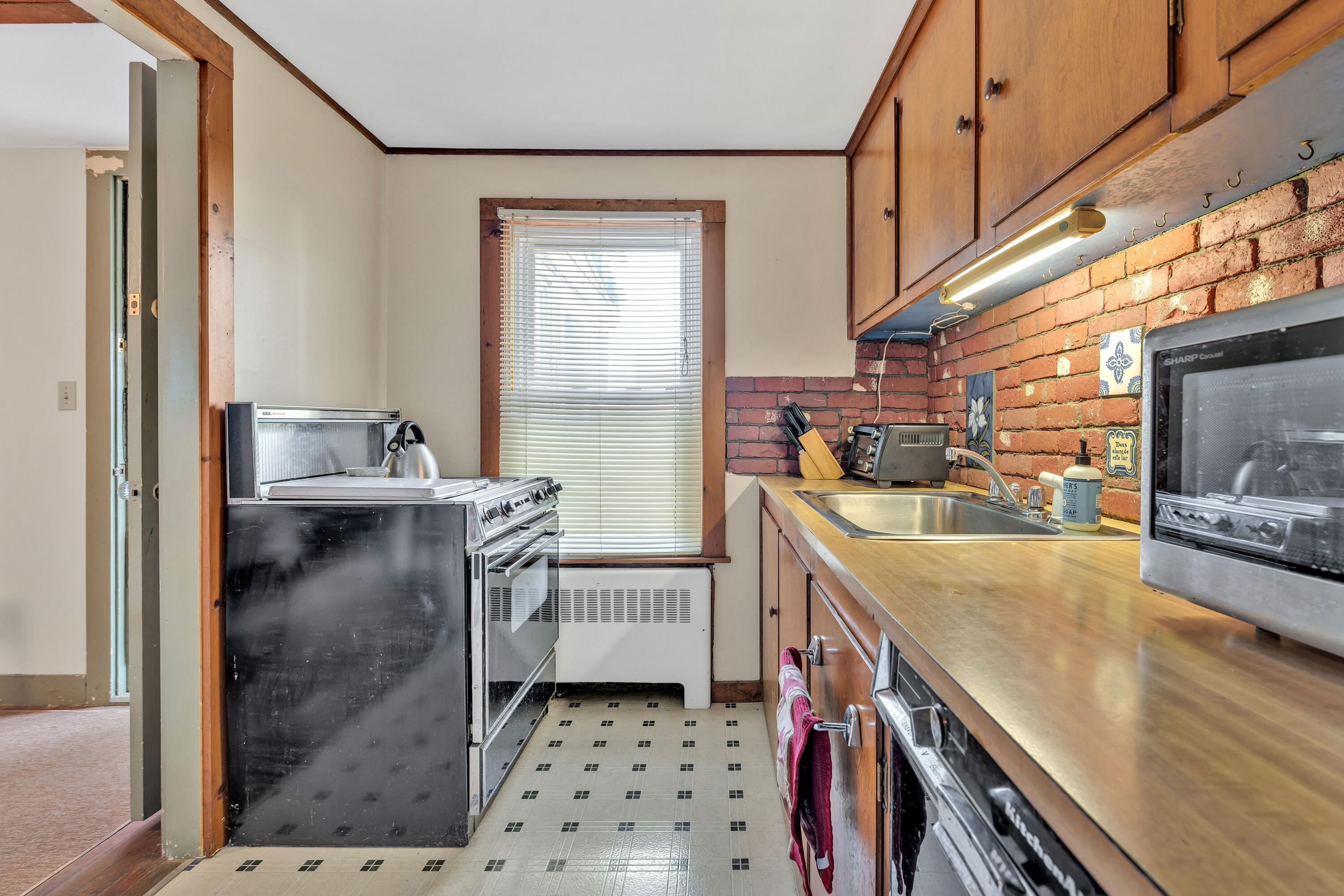 22 Alma Road Falmouth, MA 02540 - Photo 16 of 44 09-IMGP3242