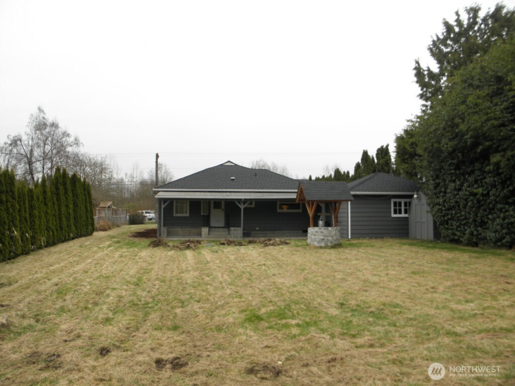 11324 Waller Road East Tacoma, WA 98446 - Photo 35 of 37