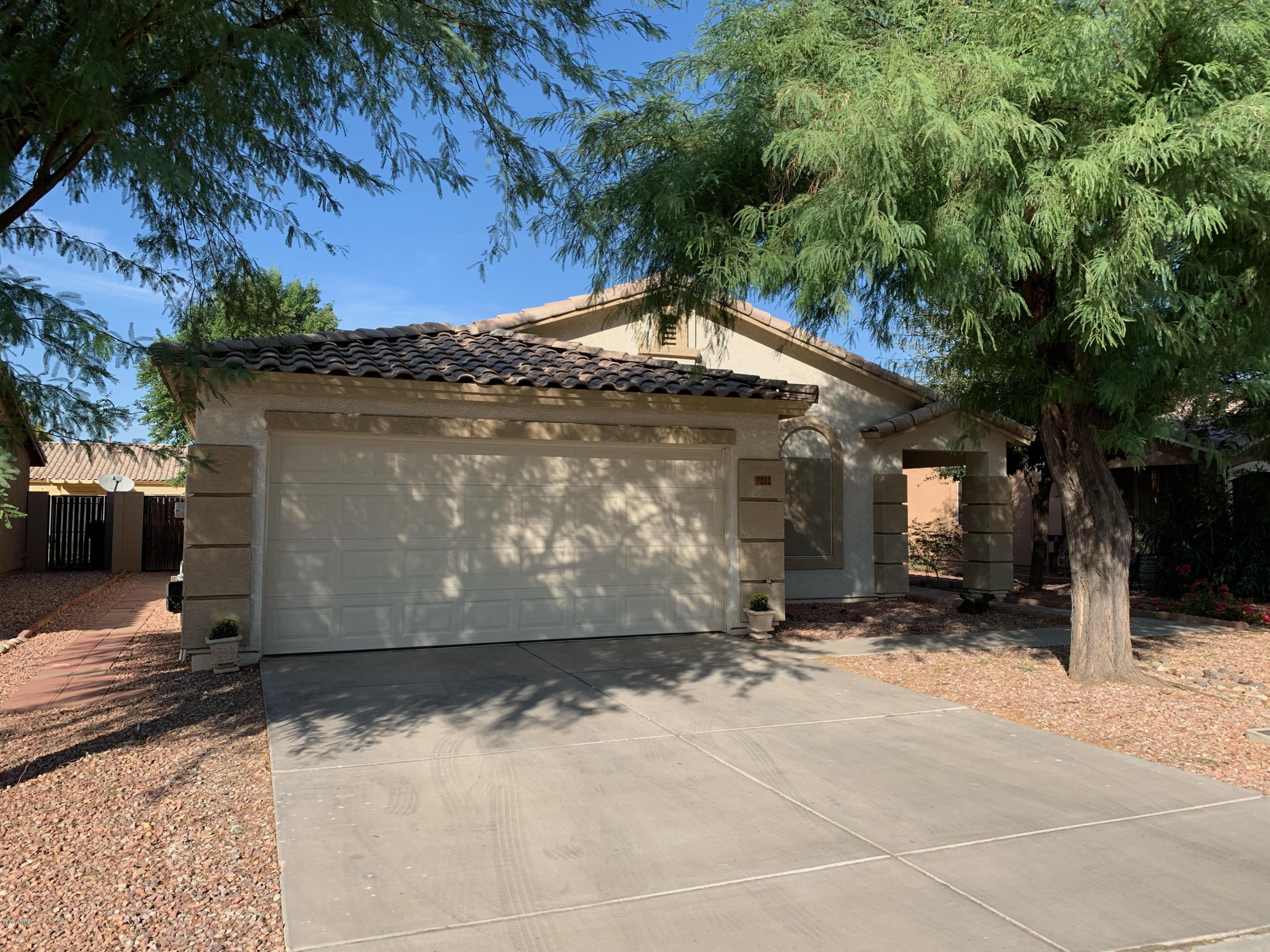 7222 West Zak Road Phoenix, AZ 85043 - Photo 2 of 9 Zak front 2