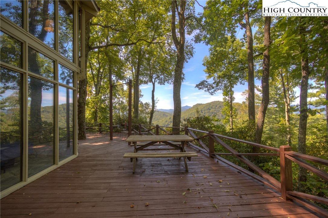1202 Hickory Boone, NC 28607 - Photo 4 of 21 Gallery Image 4