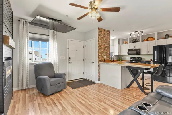 $320,000 | 23505 East Platte Drive, Unit 8E, Aurora, CO 80016