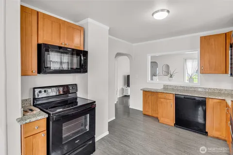 $485,000 | 411 7th Street Southeast, Auburn, WA 98002