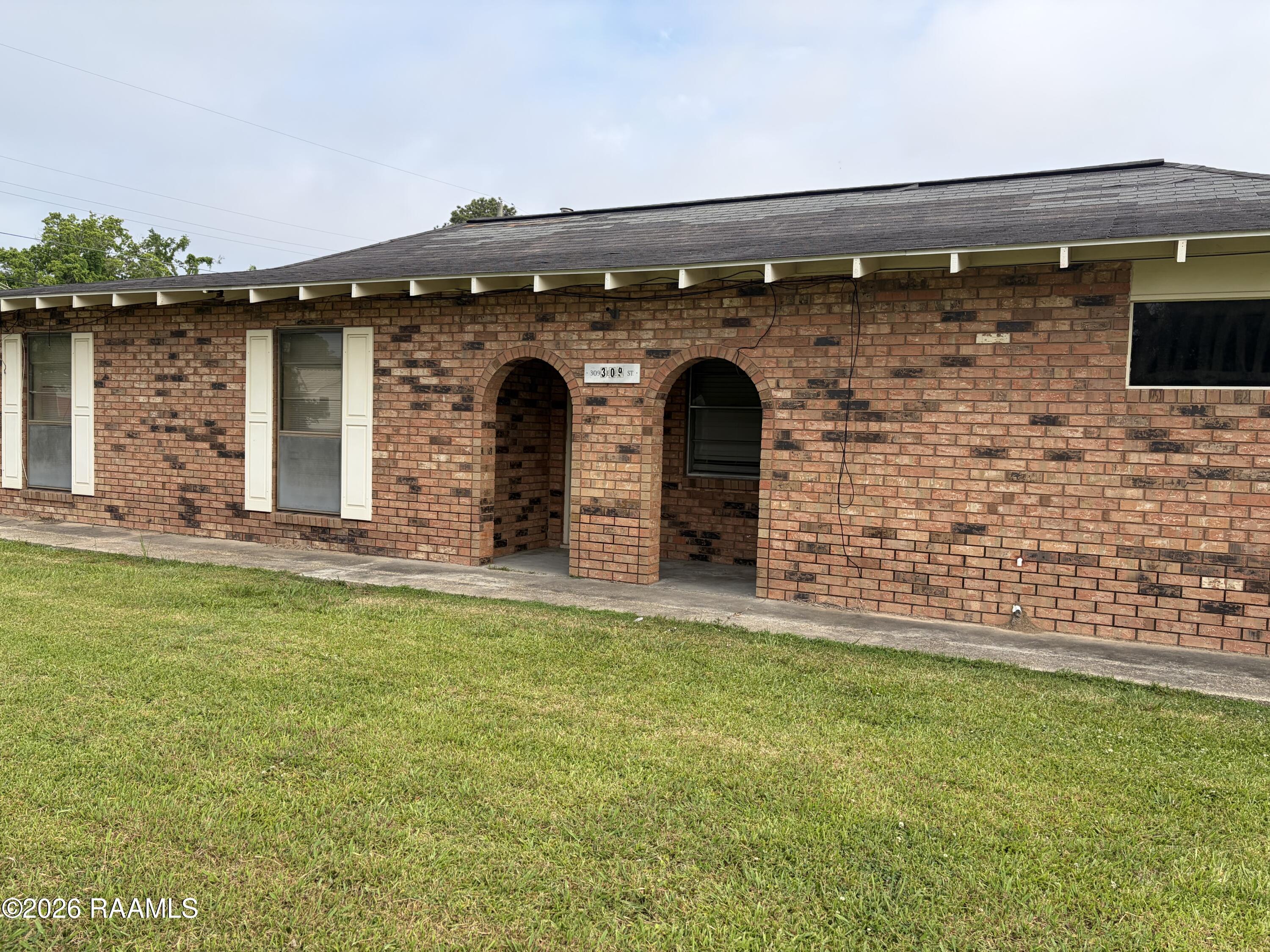 309 Seneca Street Port Barre, LA 70577 - Photo 2 of 16 IMG_5659