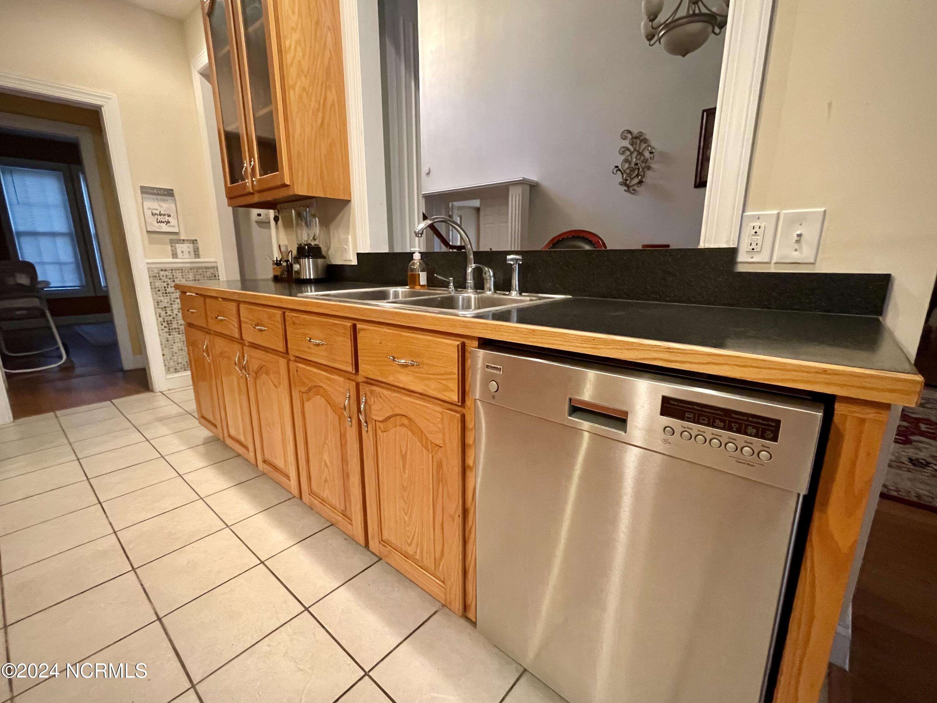 161 Randolphville Road Northeast Bolivia, NC 28422 - Photo 11 of 43 Kitchen 3