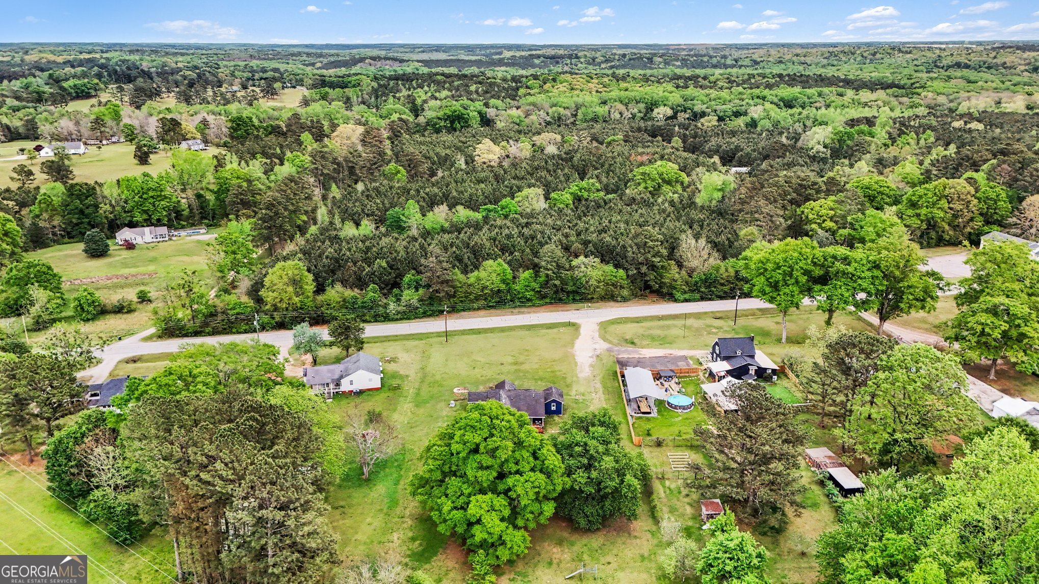 497 Corinth Road Hogansville, GA 30230 - Photo 36 of 37 a view of a water with a yard