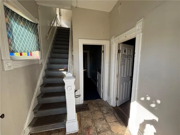 $259,000 | 1420 West 37th Avenue, Kansas City, KS 66103