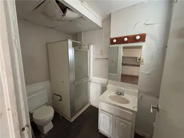 $259,000 | 1420 West 37th Avenue, Kansas City, KS 66103