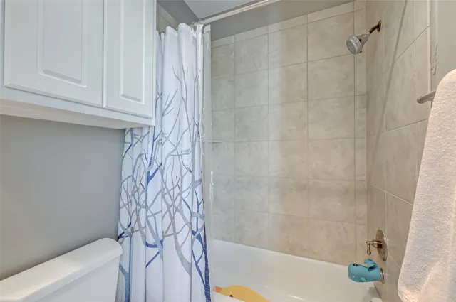 $3,300 | 410 Fowler Street, Houston, TX 77007