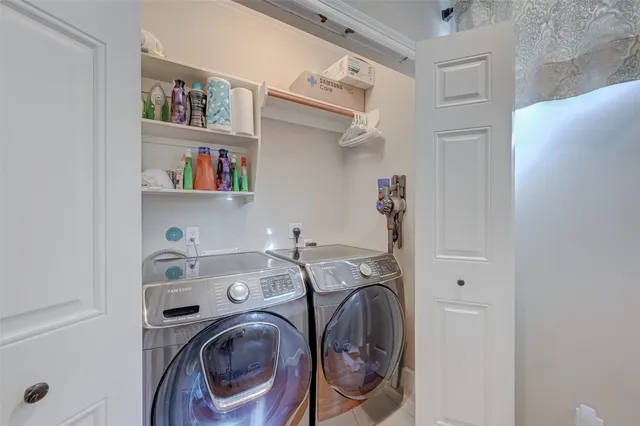 $3,300 | 410 Fowler Street, Houston, TX 77007