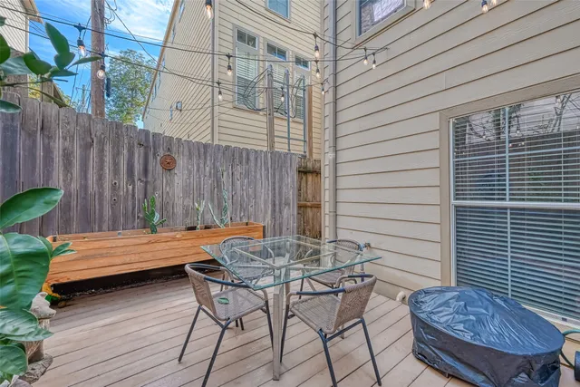 $3,300 | 410 Fowler Street, Houston, TX 77007