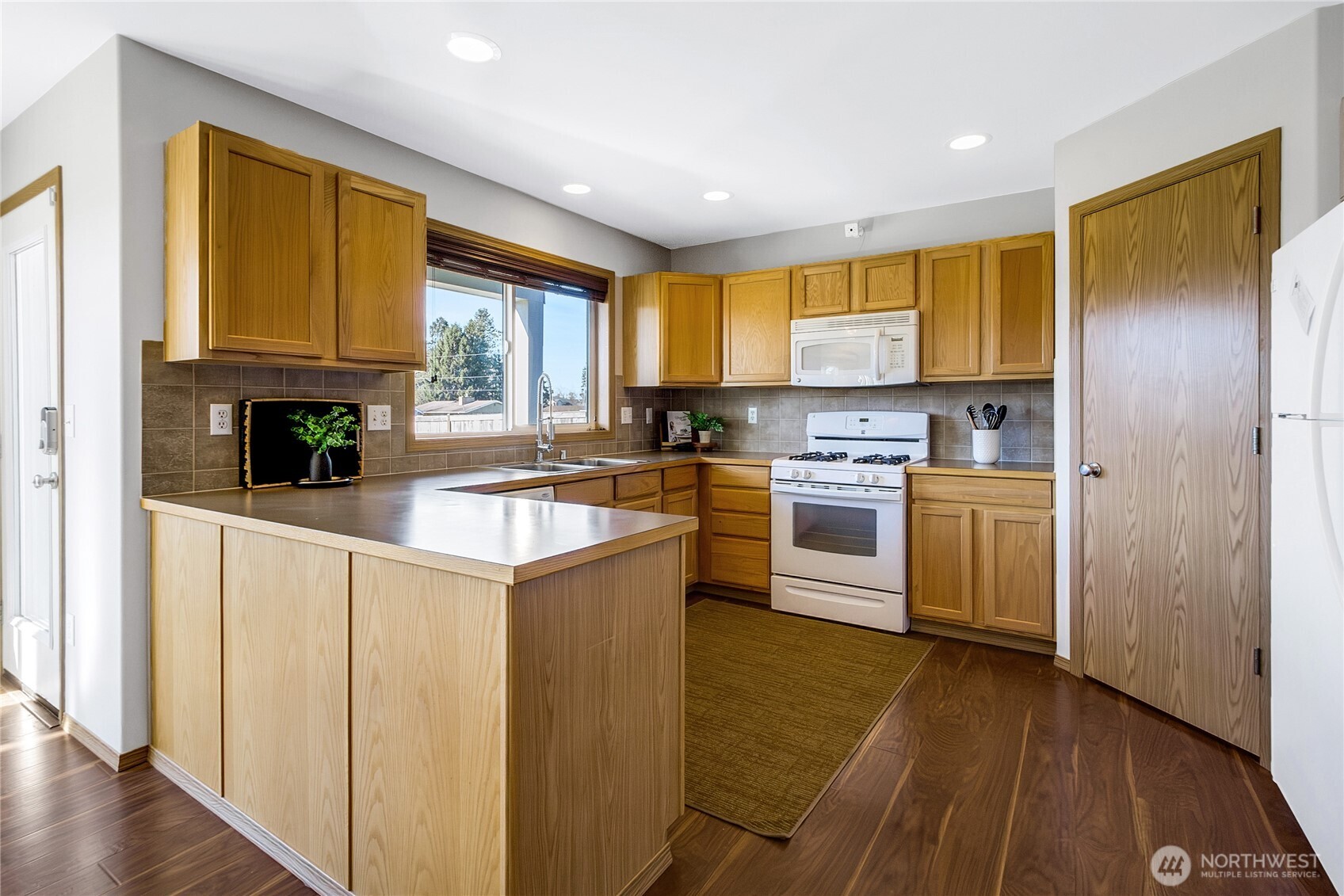 341 Franklin Street Buckley, WA 98321 - Photo 8 of 22