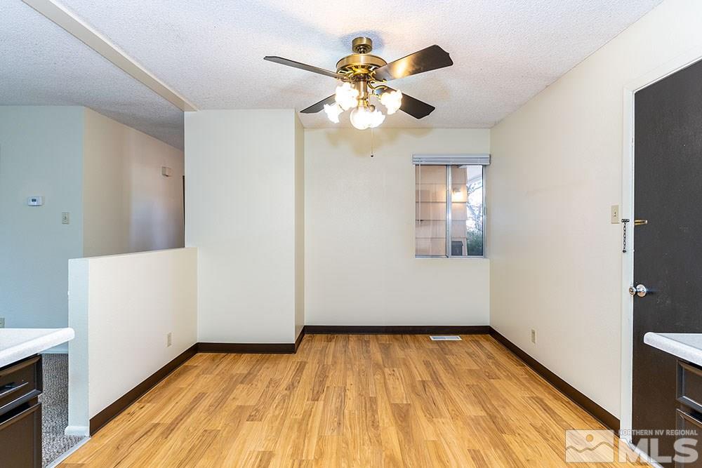 3545 Zion Lane Reno, NV 89503 - Photo 4 of 15 Photo 4
