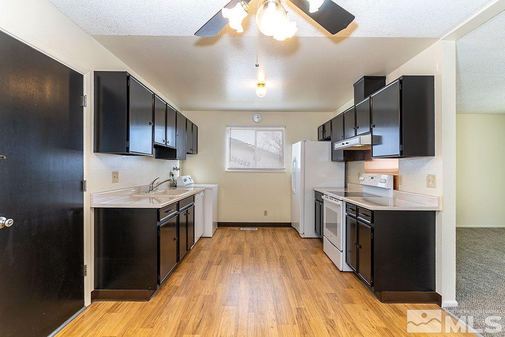 3545 Zion Lane Reno, NV 89503 - Photo 5 of 15 Photo 5