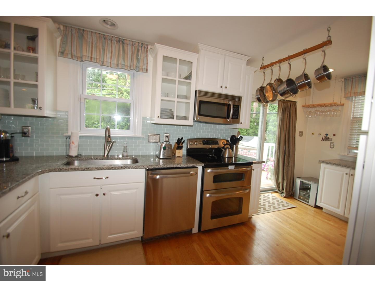1719 Ridgeway Road Havertown, PA 19083 - Photo 8 of 25 Kitchen