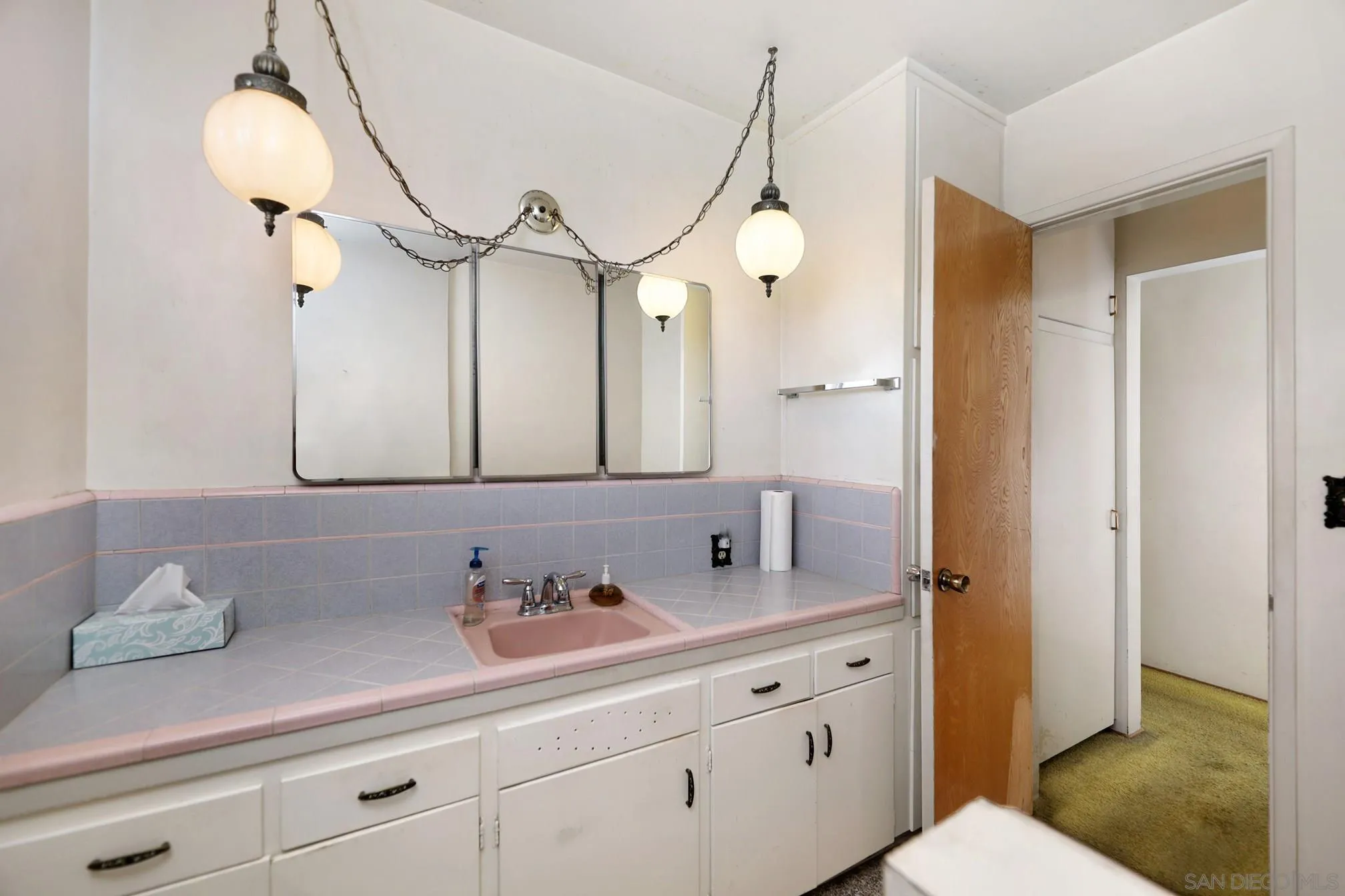 921 Fulton Road San Marcos, CA 92069 - Photo 19 of 67 Gallery Image 19