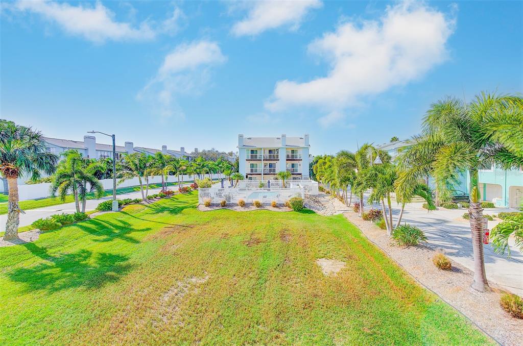 205 Marcdale Boulevard Indian Rocks Beach, FL 33785 - Photo 35 of 59