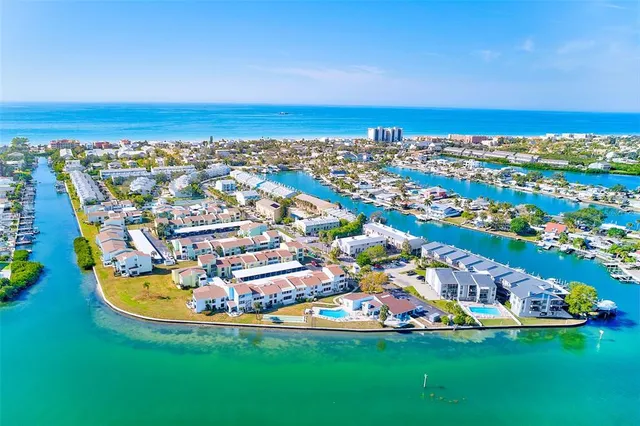 $599,000 | 205 Marcdale Boulevard, Indian Rocks Beach, FL 33785