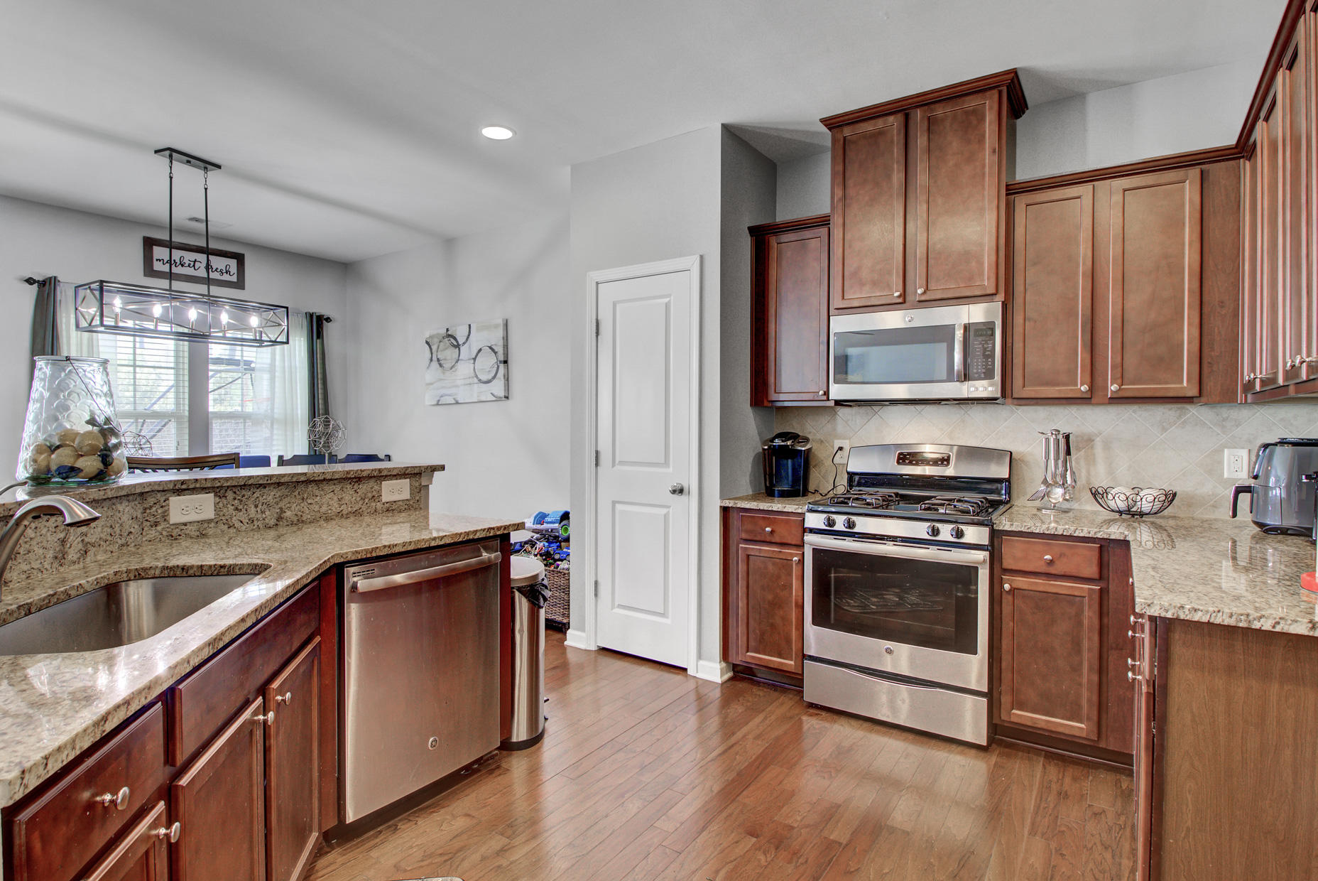 143 Radtko Road Summerville, SC 29486 - Photo 13 of 34 14