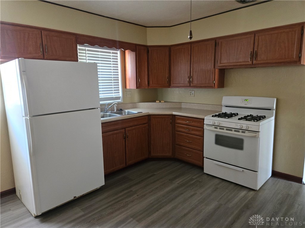 697 Wynwood Court Riverside, OH 45431 - Photo 10 of 22