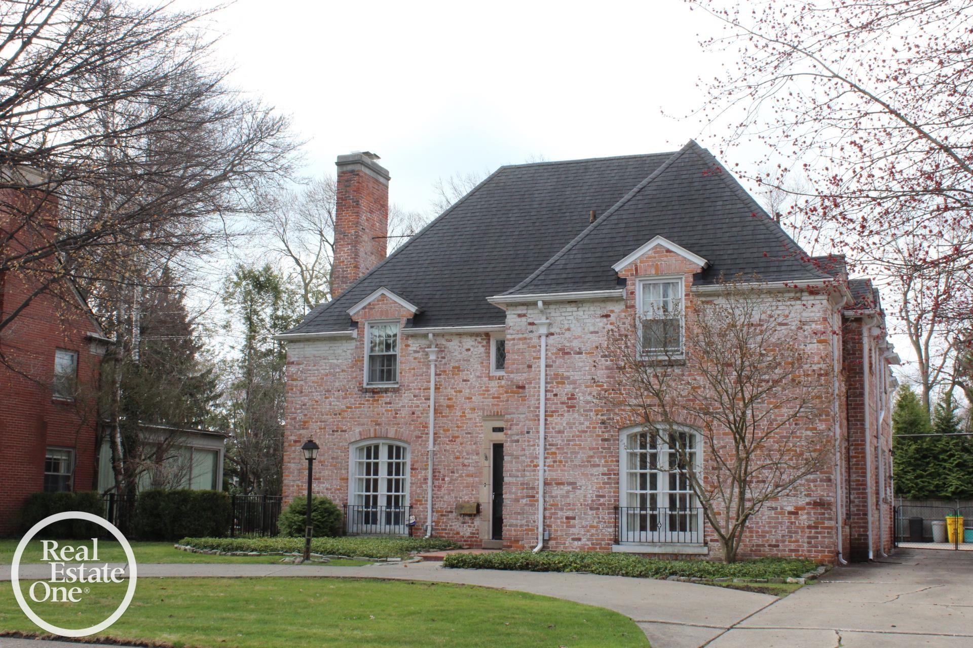 93 Moran Road Grosse Pointe, MI 48236 - Photo 3 of 71 50177408-82954214-addf-48f8-b113-88059eb134fe.JPG
