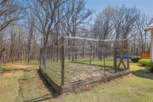 $445,000 | 26736 Magnolia Lane, Clinton, MO 64735