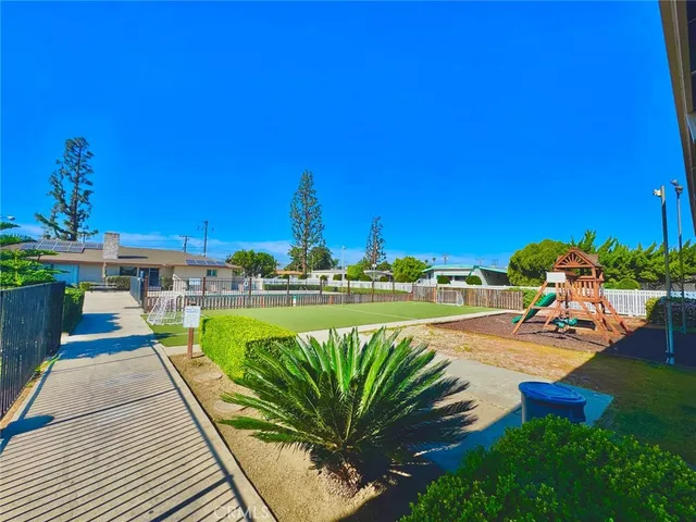 $259,900 | 16600 Orange Avenue, Unit 130, Paramount, CA 90723