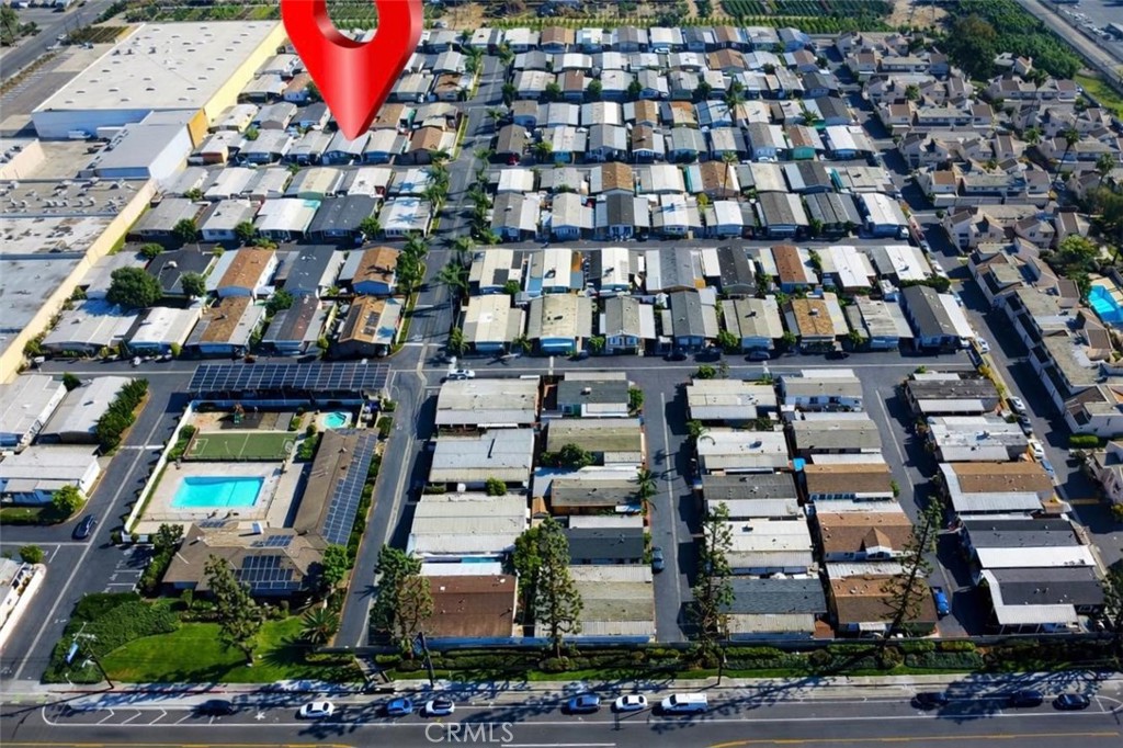 16600 Orange Avenue, Unit 130 Paramount, CA 90723 - Photo 29 of 31 front view of a building