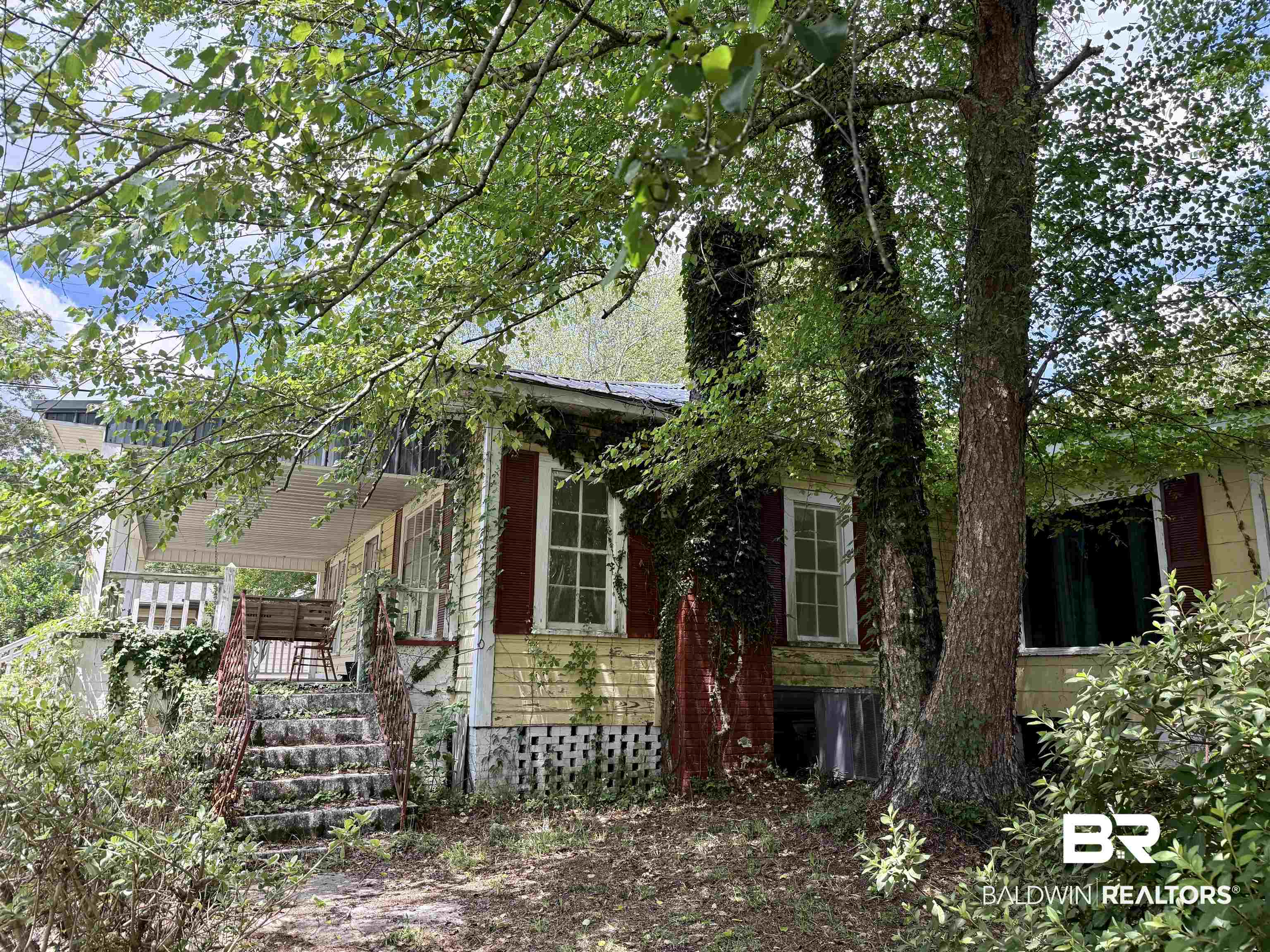 610 Alco Drive Brewton, AL 36426 - Photo 4 of 18 View of property exterior
