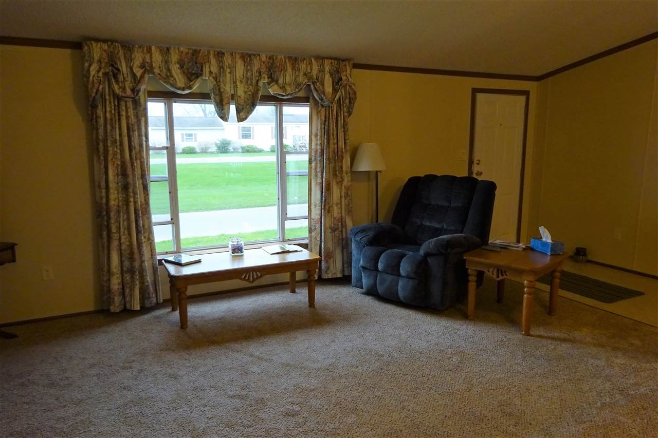 1920 Sunset Lane, Unit 5 Rochester, IN 46975 - Photo 4 of 18