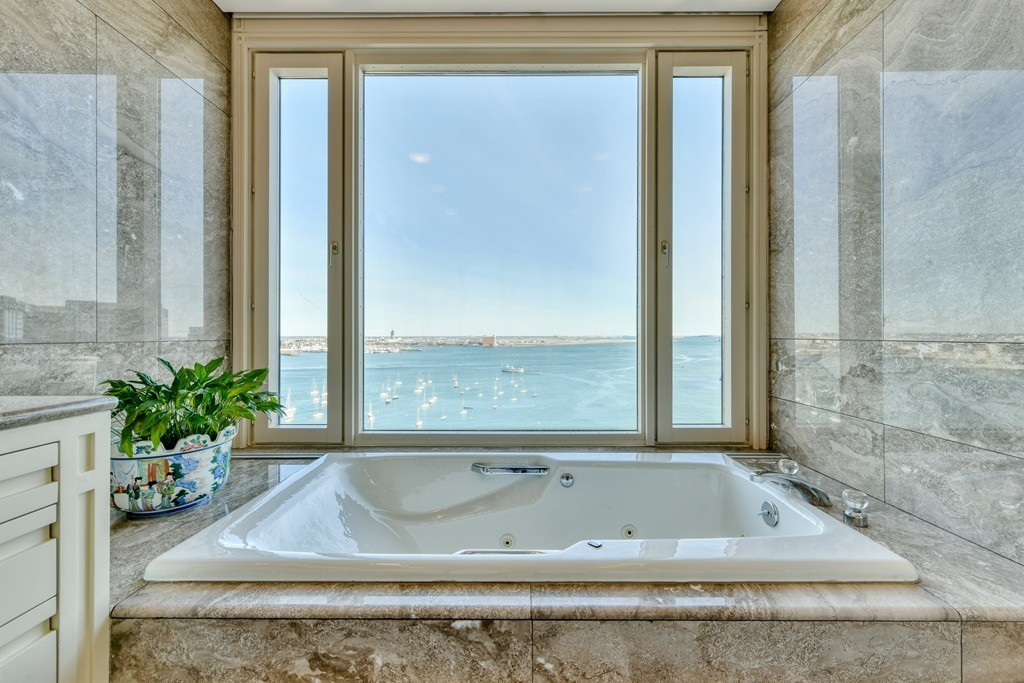 10 Rowes Wharf, Unit PH06 Boston, MA 02110 - Photo 12 of 20