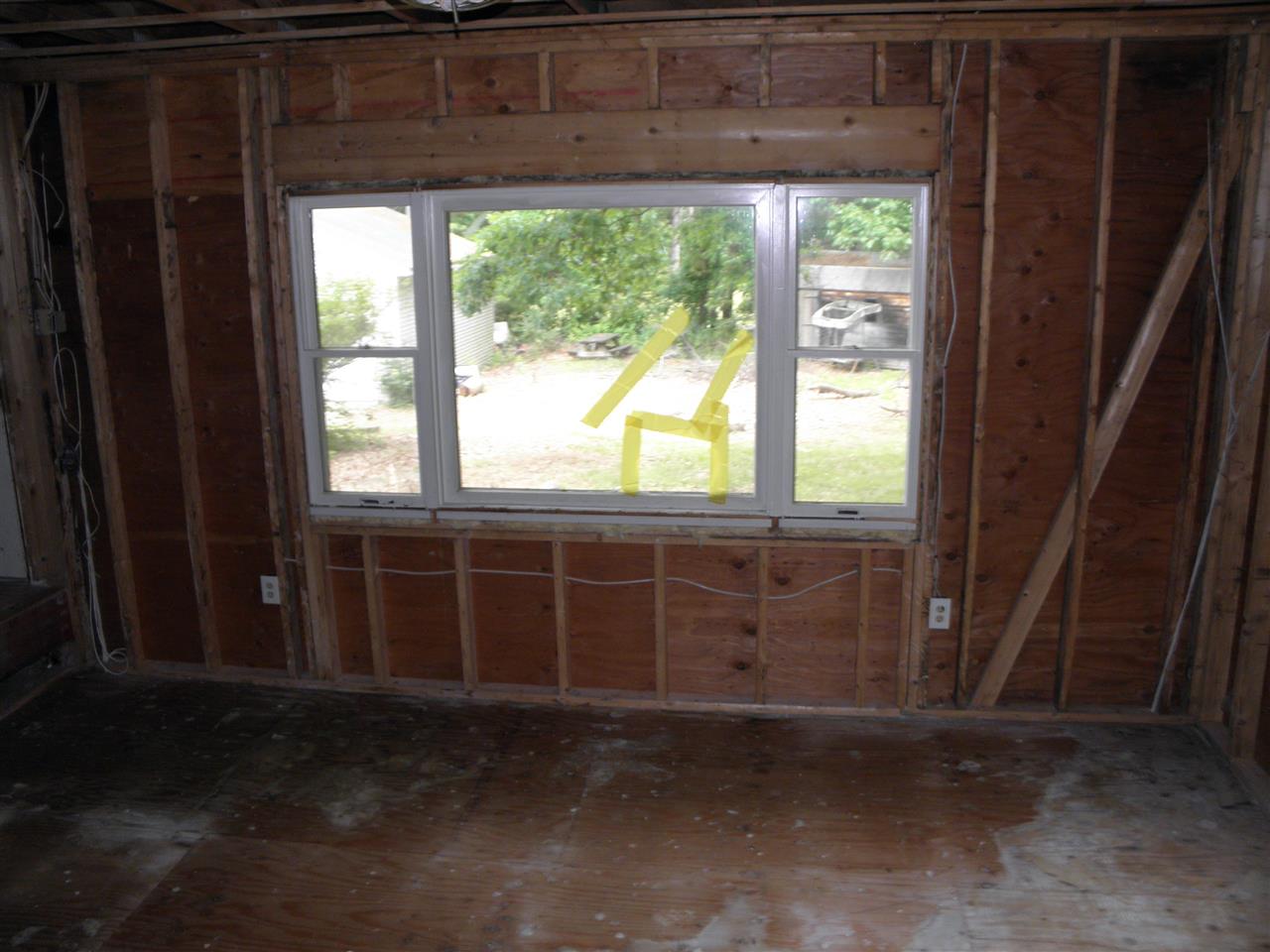 68 Hobbs Road Pelham, NH 03076 - Photo 3 of 16