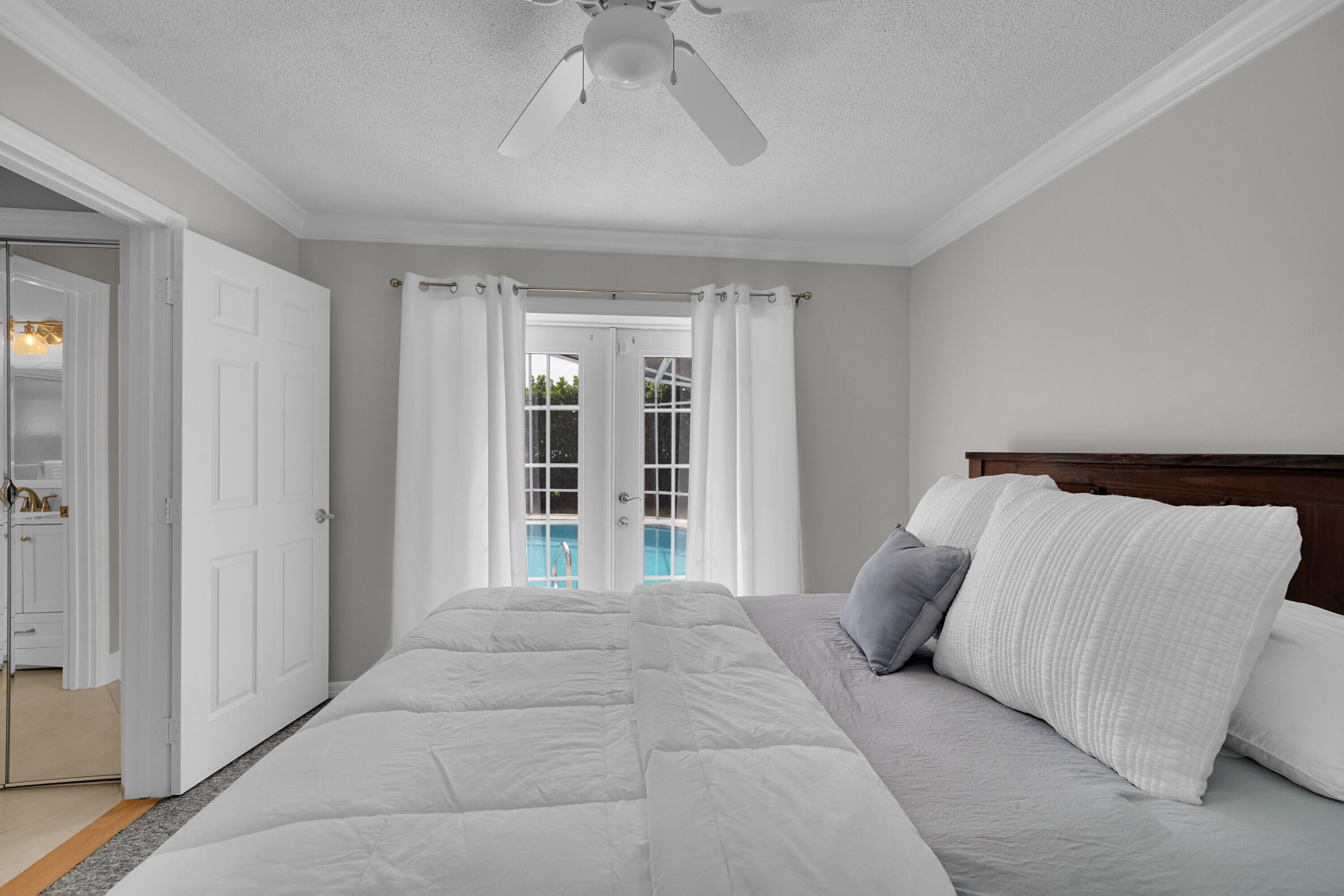 1570 Southwest 13th Drive Boca Raton, FL 33486 - Photo 11 of 22 2 bedroom