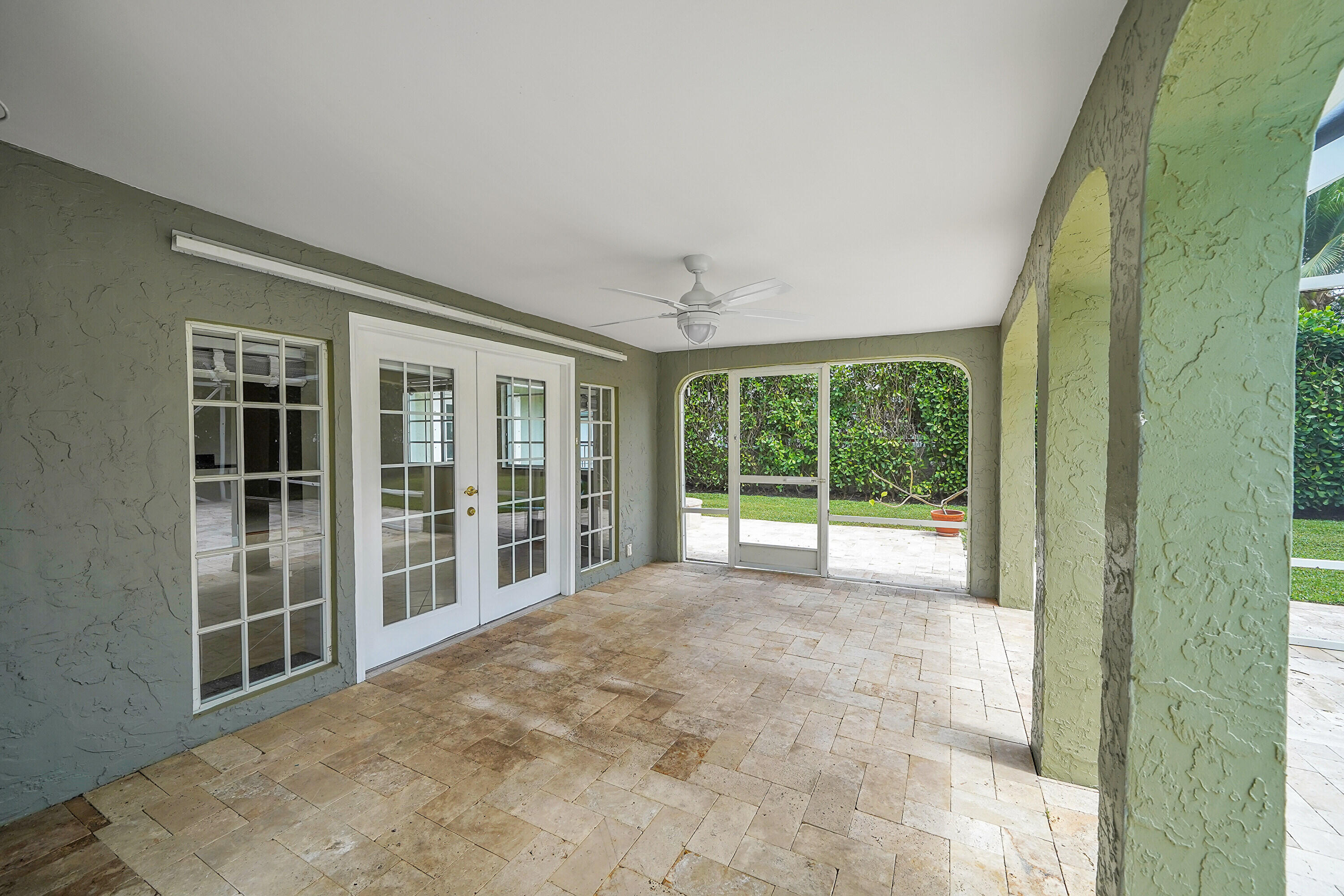1570 Southwest 13th Drive Boca Raton, FL 33486 - Photo 16 of 22 34_dsc09104