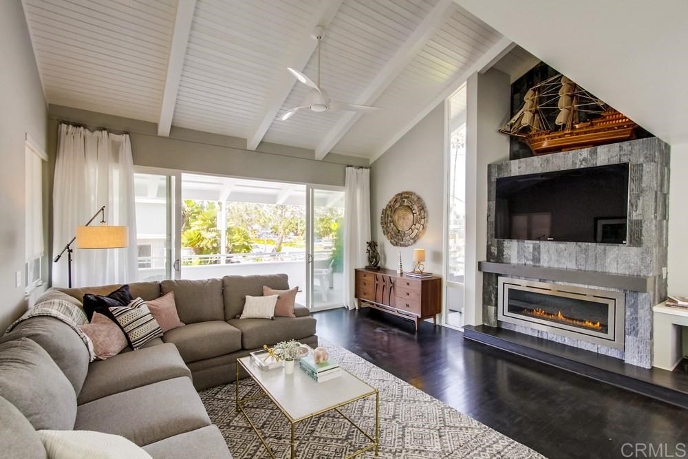 153 25th Street Del Mar, CA 92014 - Photo 10 of 25