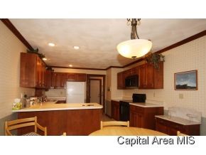 1820 Cherry Road Springfield, IL 62704 - Photo 9 of 24