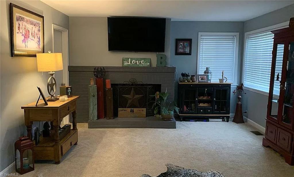 3263 Ridge Road Lexington, NC 27295 - Photo 4 of 14 Gallery Image 4