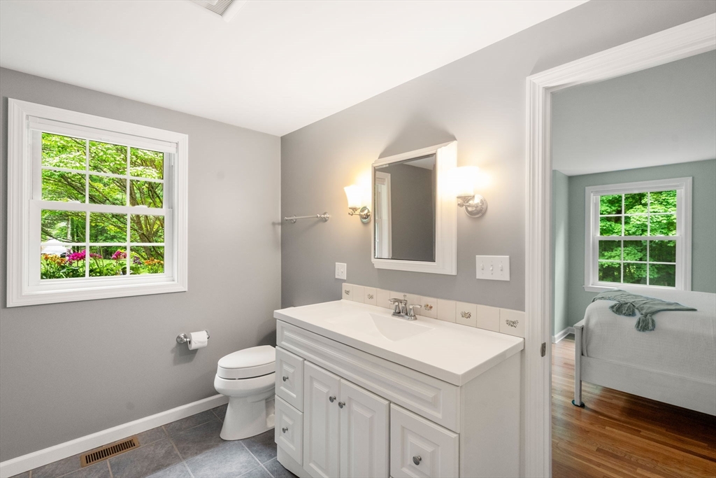 26 Peckham Hill Road Sherborn, MA 01770 - Photo 21 of 33