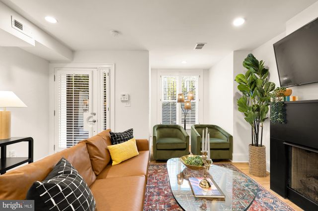 $279,000 | 1523 1st Street Northwest, Unit A, Washington, DC 20001