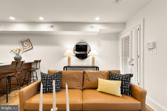 $279,000 | 1523 1st Street Northwest, Unit A, Washington, DC 20001