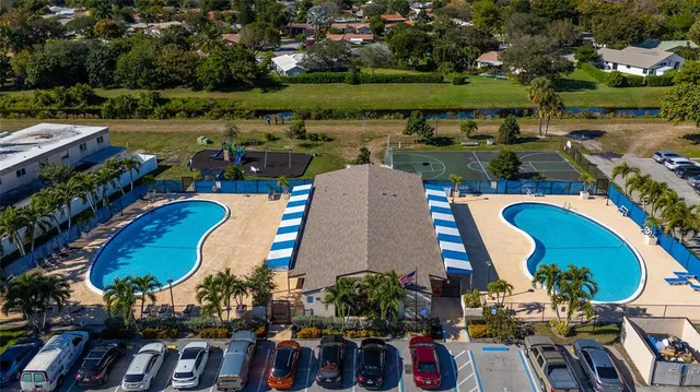 $375,000 | 1521 Northwest 80th Avenue, Unit G, Margate, FL 33063