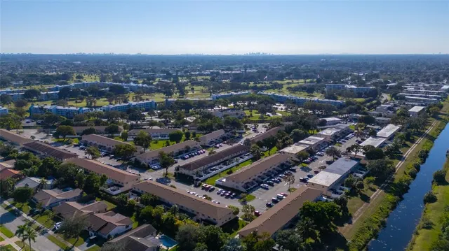 $375,000 | 1521 Northwest 80th Avenue, Unit G, Margate, FL 33063